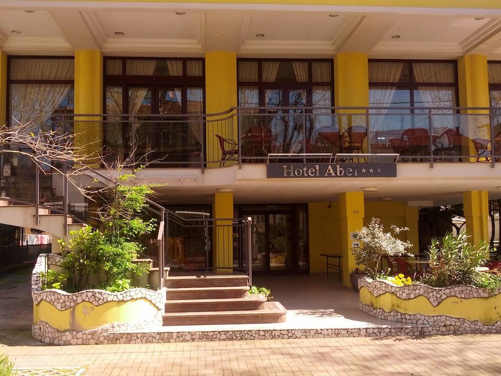Hotel Abel & Residence Cesenatico Exteriör bild